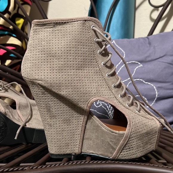 Faux Suede Perforated Peep-Toe Wedge Bootie size 7 1/2 - Picture 4 of 7